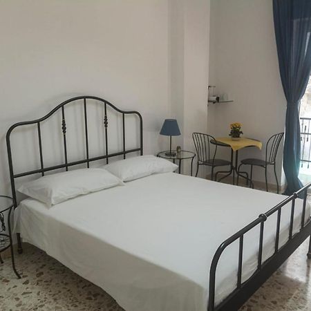 Alvarez De Toledo Bed & Breakfast Napoli Eksteriør bilde