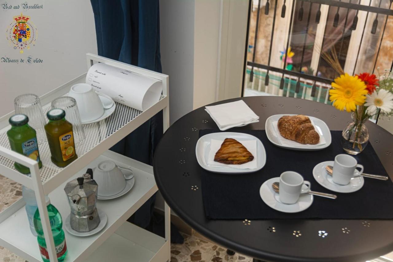Alvarez De Toledo Bed & Breakfast Napoli Eksteriør bilde
