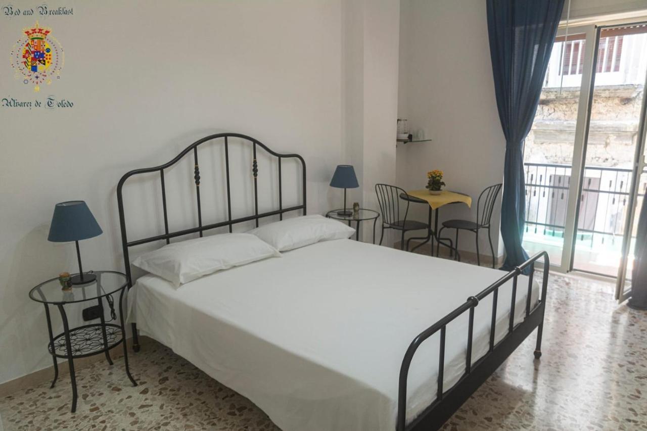 Alvarez De Toledo Bed & Breakfast Napoli Eksteriør bilde